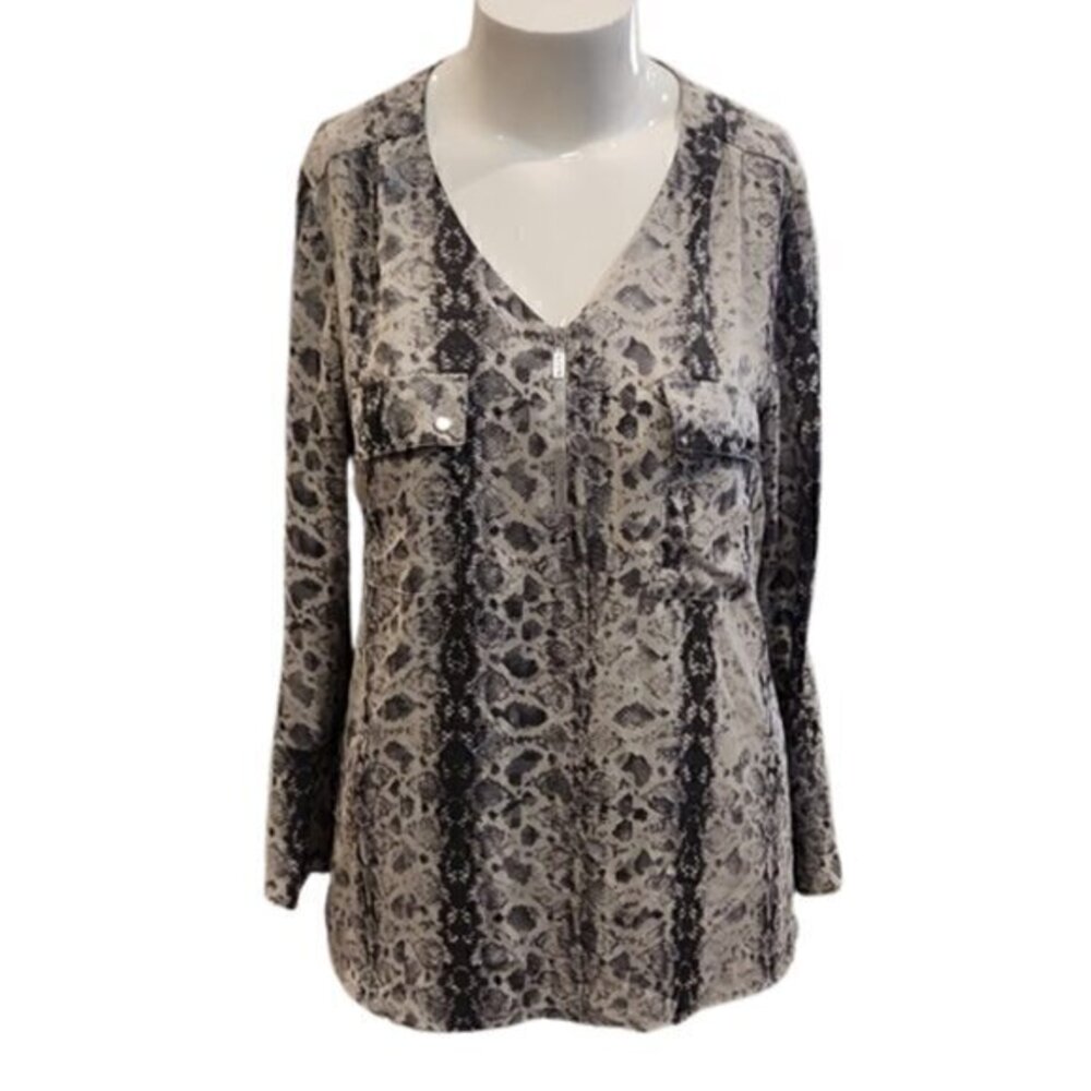 [NY Collection] V-neck Animal Print Blouse - Size XL